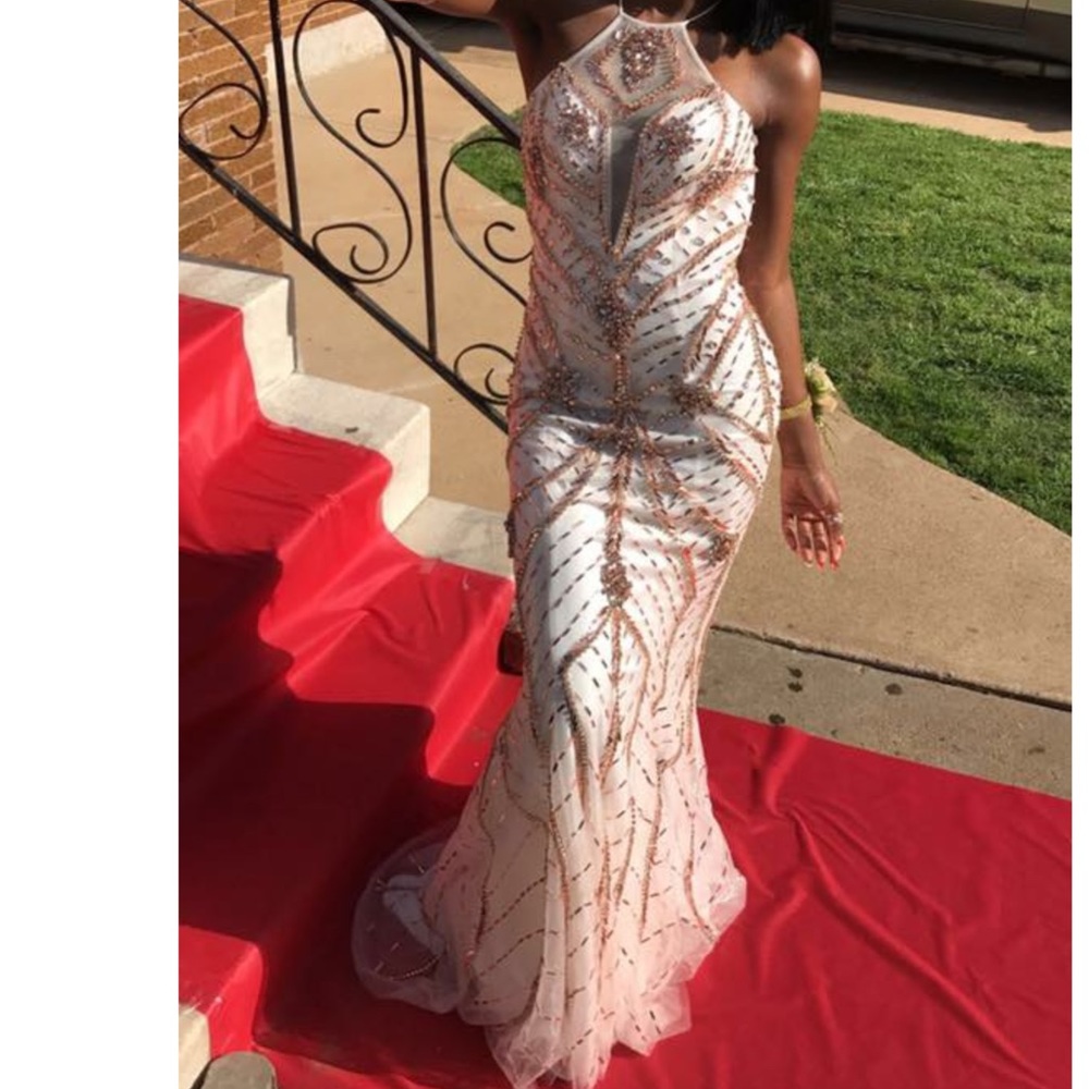 Tony bowls prom dress